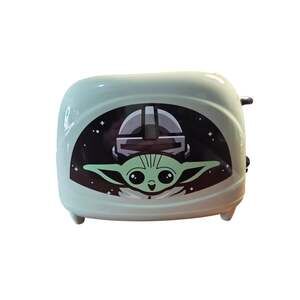 Uncanny Star Wars Mandalorian The Child 2-Slice Toaster Baby Yoda Mint Green